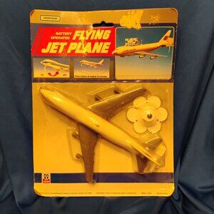 Playwell Battery Operated Flying Jet Plane United Airlines New Worn Package (Q)